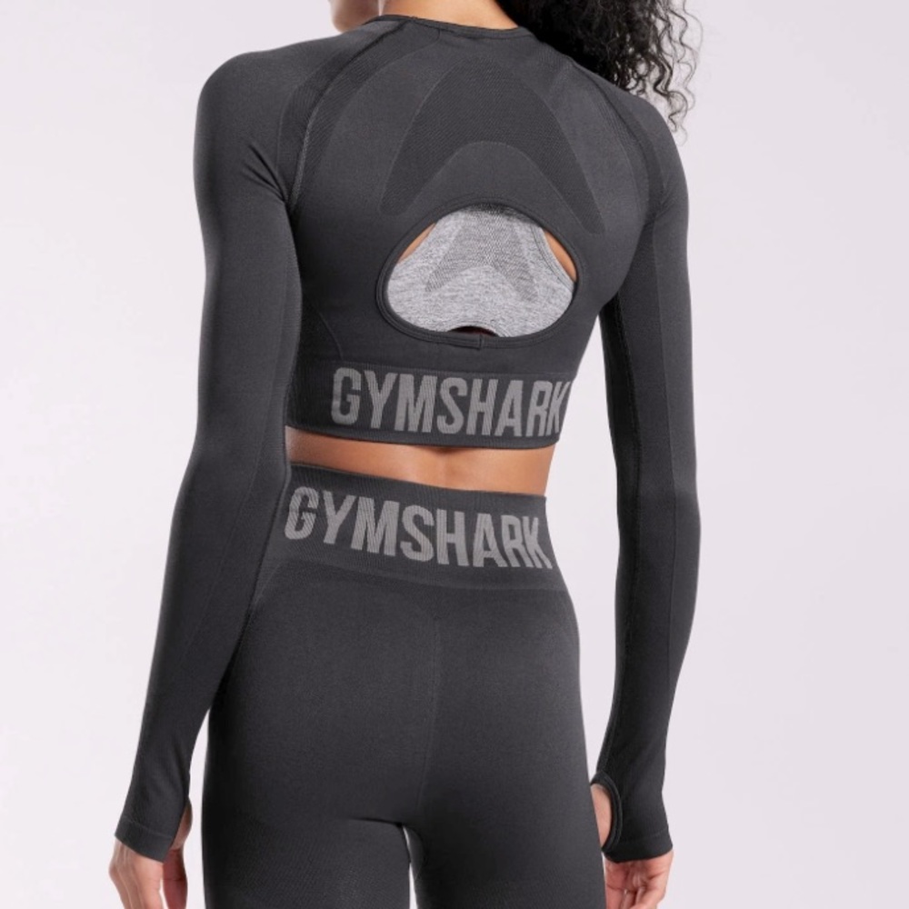 FLEX SPORTS LONG SLEEVE CROP TOP Black Gymshark